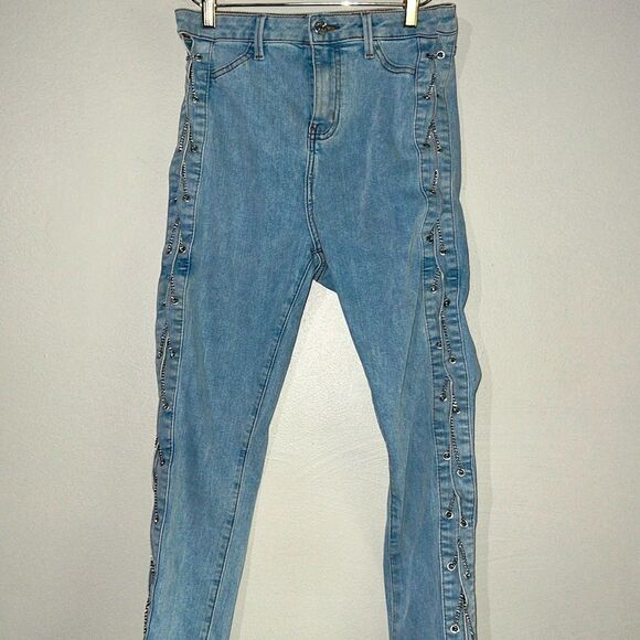 Simple Society Light Wash High Waisted Denim Jeans - Picture 1 of 6